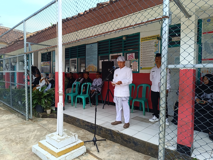 Dokumentasi Upacara Hari kebangkitan Nasional
